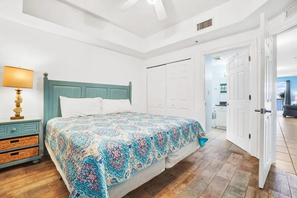 Calypso 203W Free Vip Parking Free Beach Service Gulf Front Panama City Beach Apartment